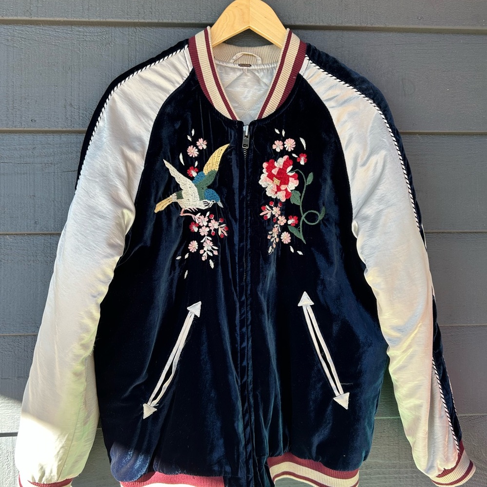 Free People Quilted Satin and Velvet Jacket with embroidery size L